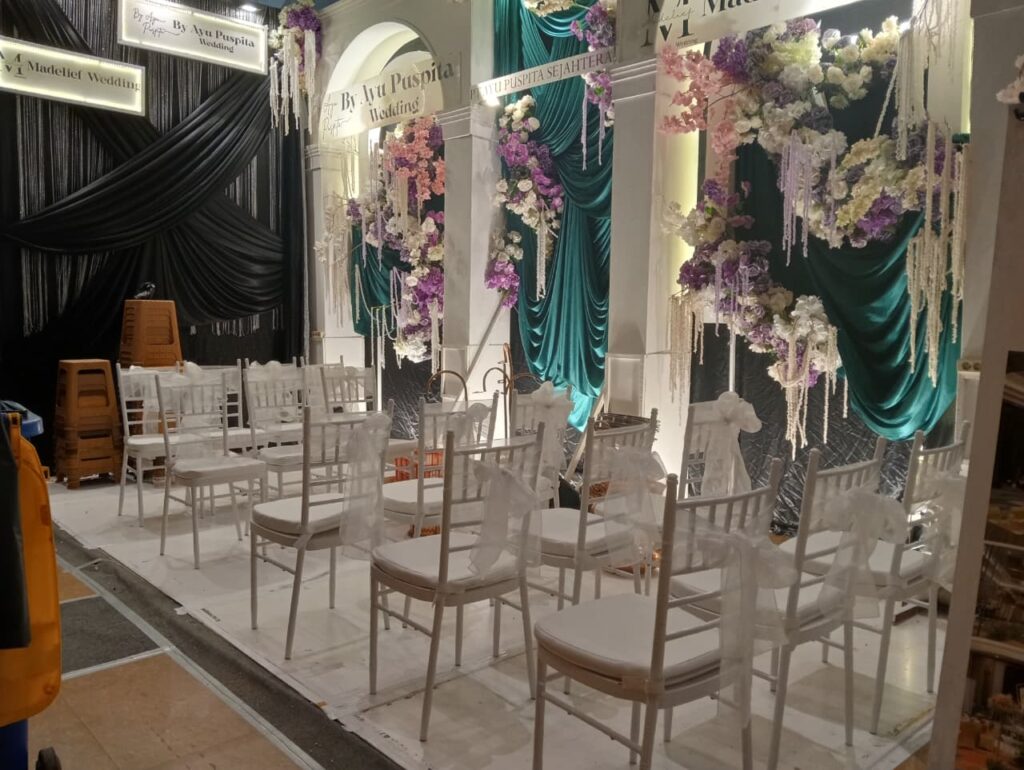 Sewa Kursi Tiffany Event Daerah Tangerang