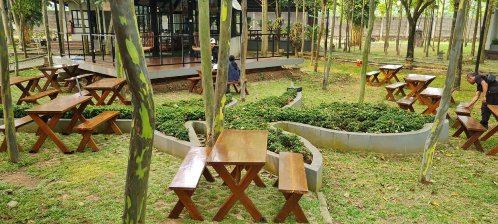 Sewa Meja Taman Event Daerah Tangerang