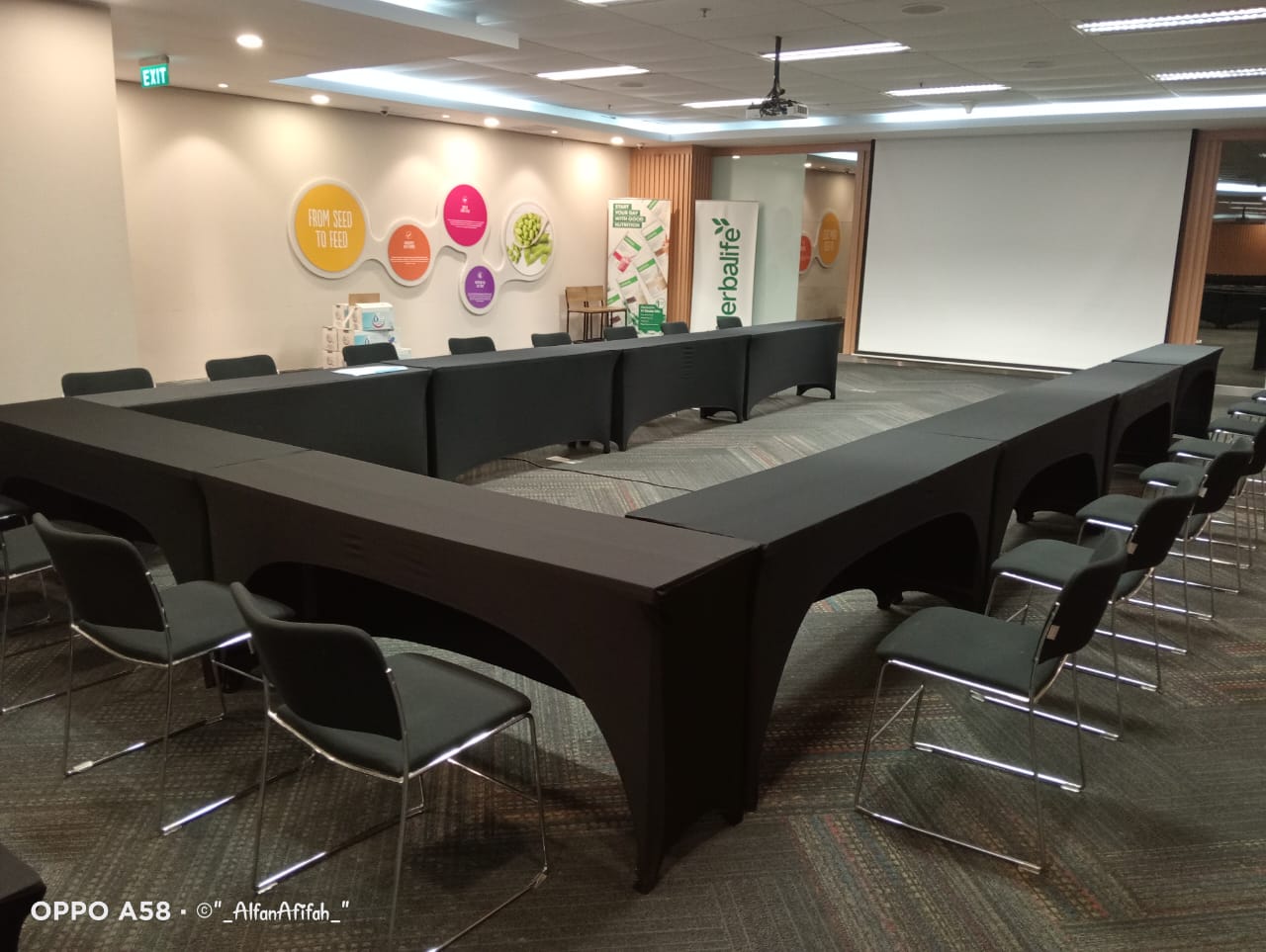 Sewa Meja IBM Event Jakarta Selatan