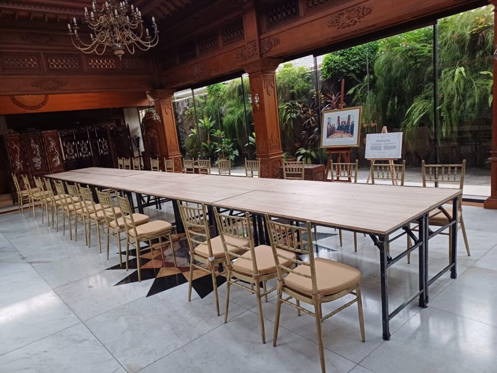 Sewa Kursi Tiffany Event Daerah Tangerang