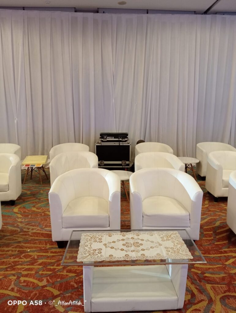 Sewa Sofa Oval Event Bogor