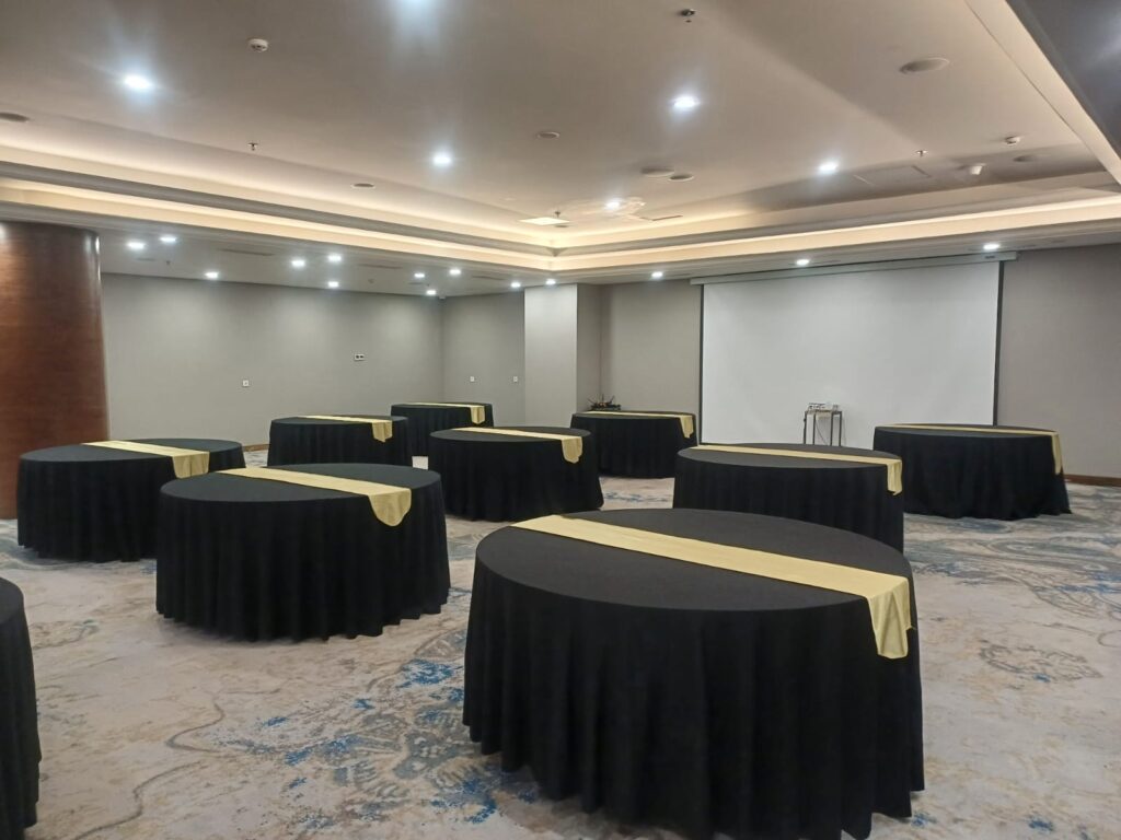 Sewa Meja Bulat Event Jakarta