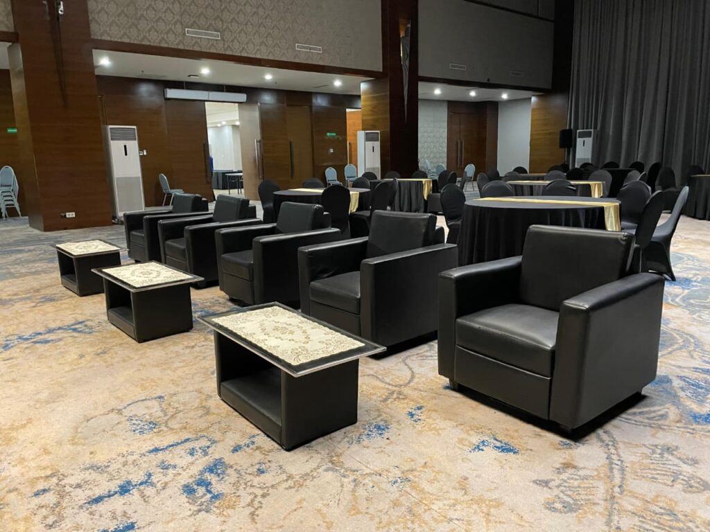 Sewa Meja VIP Kaca Tangerang