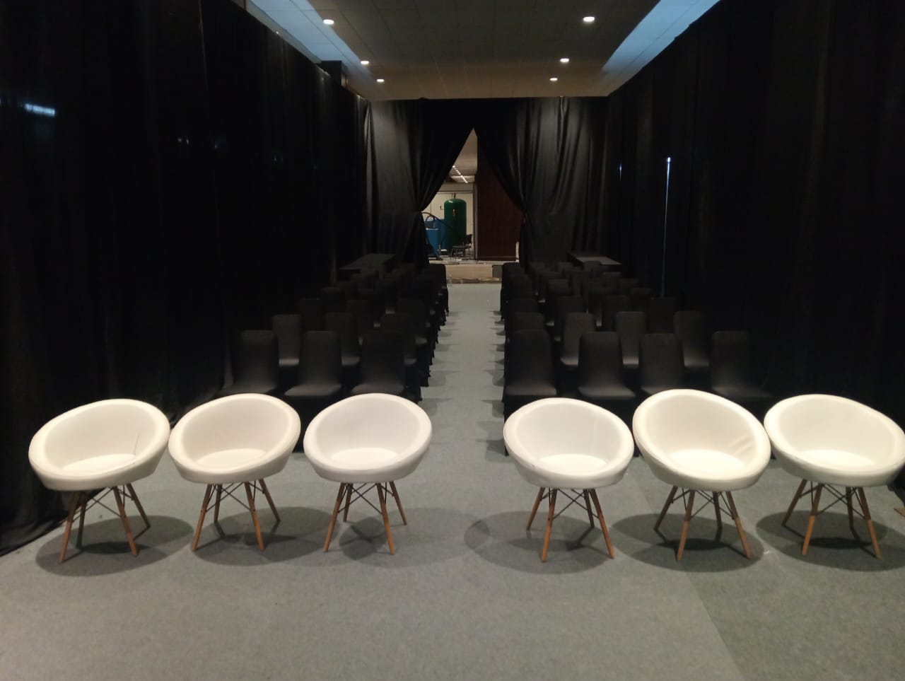 Sewa Sofa Queen Tangerang