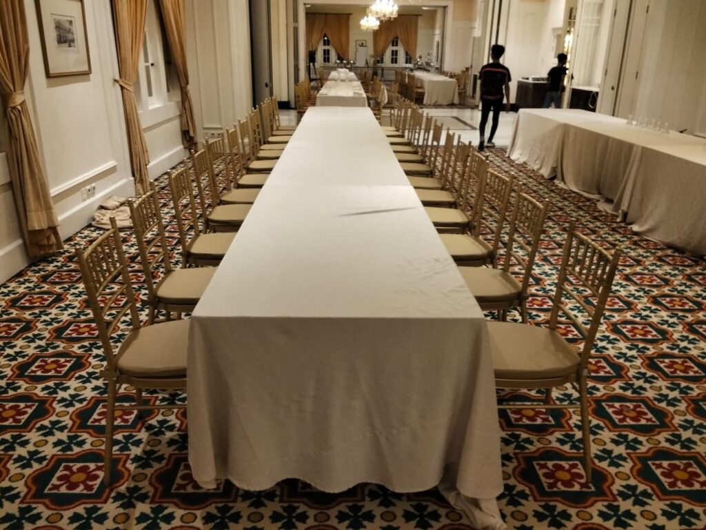 Sewa Kursi Tiffany Jakarta Selatan