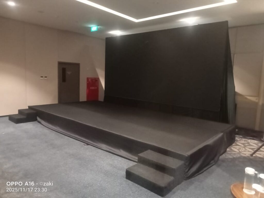 Sewa Panggung Custom Tangerang