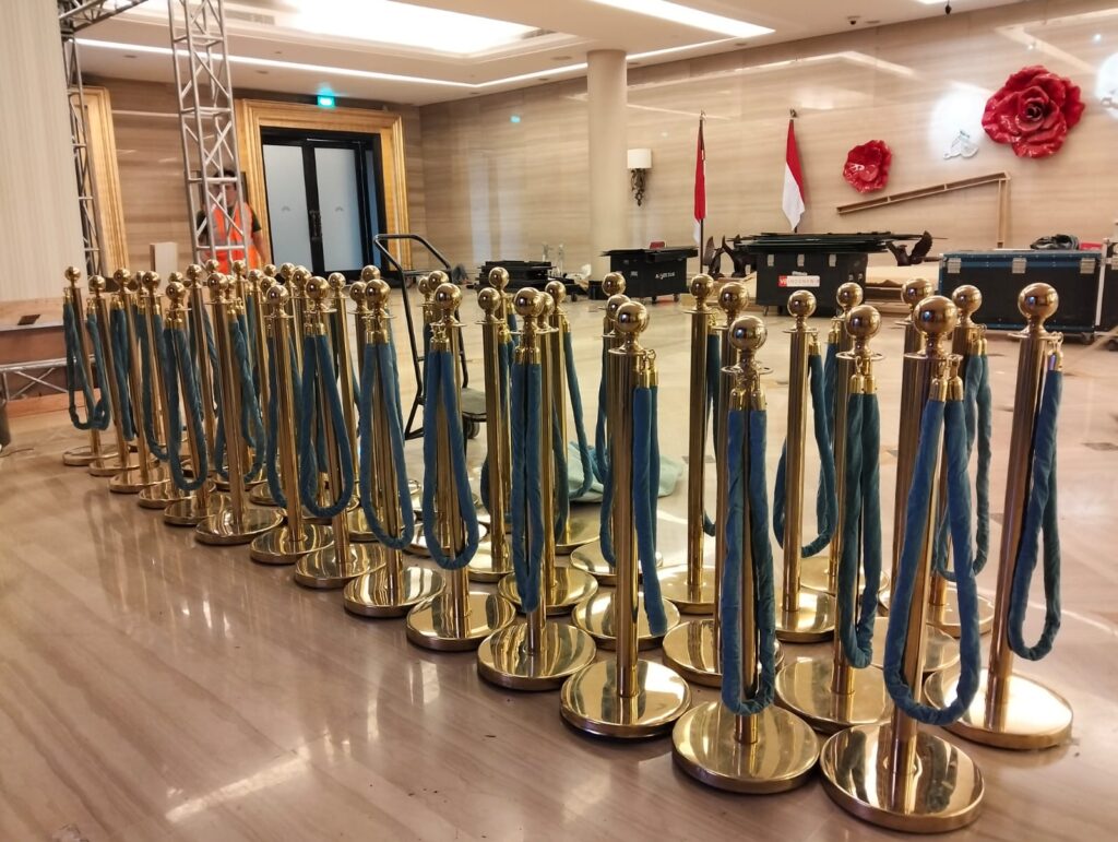 Sewa Tiang Antrian Depok