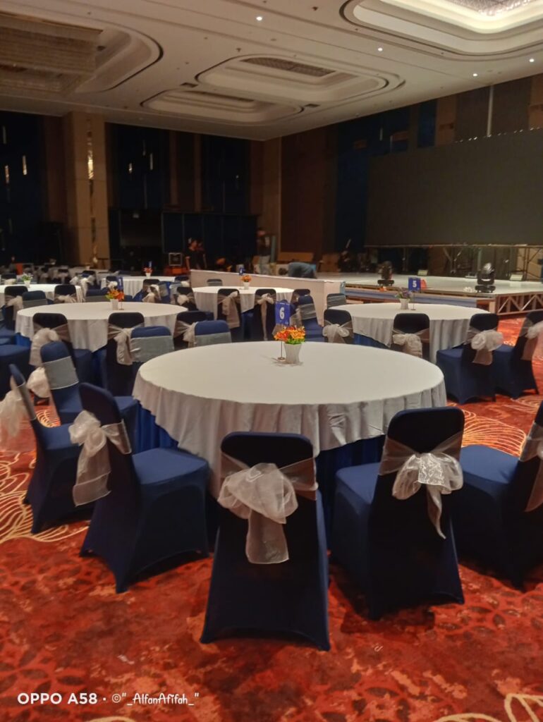 sewa meja bulat event bekasi 