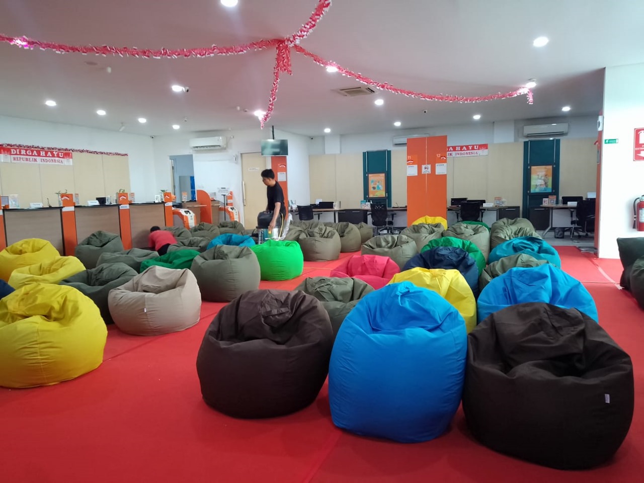 sewa beanbag bentuk oval